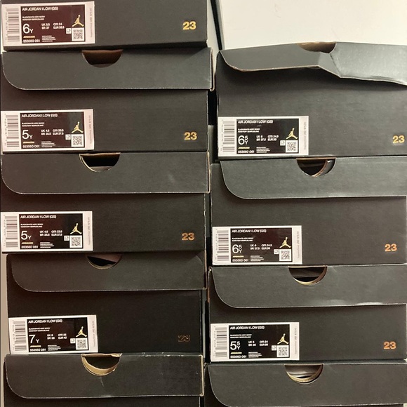 New jordan 1 low GS very berry white athletic shoe - Picture 2 of 11